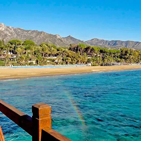 Precioso En Al Lado Del Mar